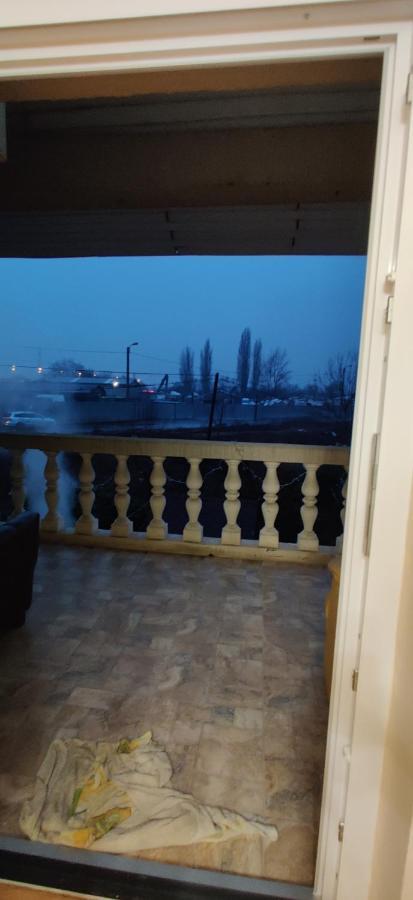 Casa Blanco Hotel Oradea Buitenkant foto